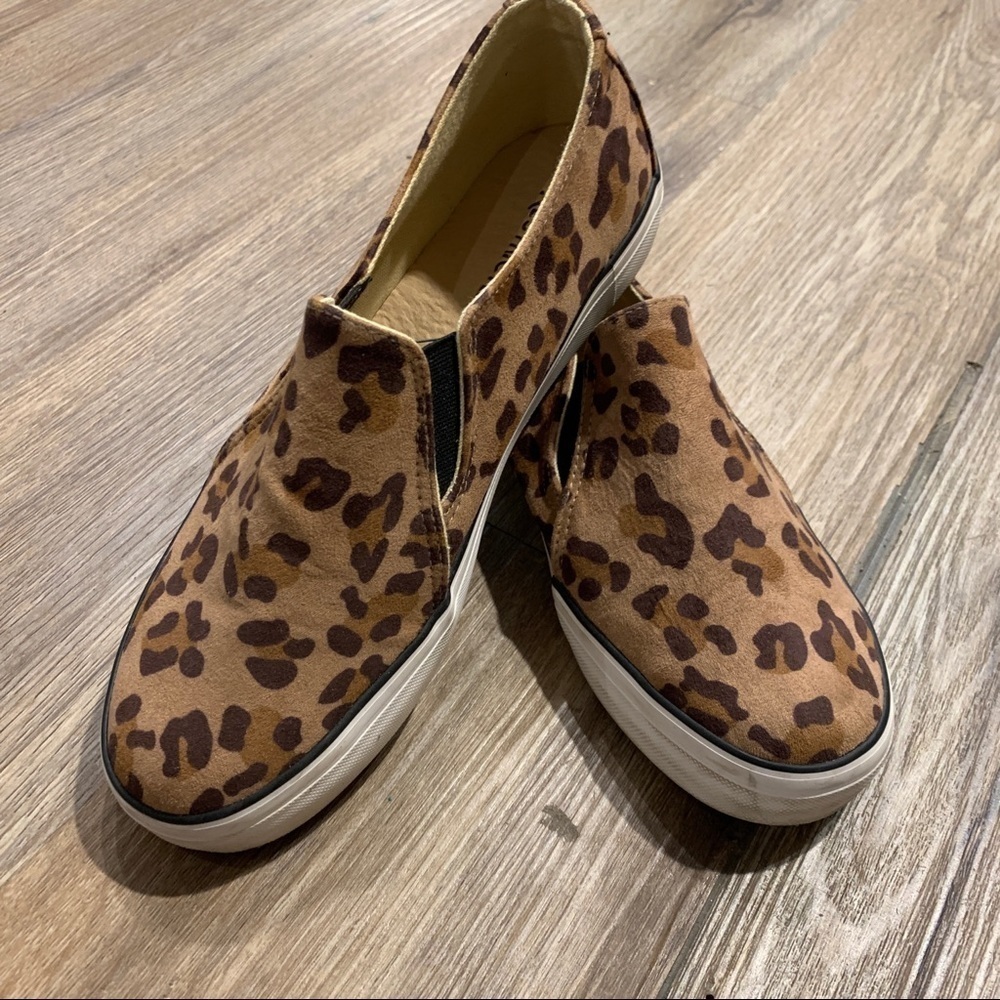 Francesca’s Cheetah Print Slip On Shoes - Picture 2 of 4